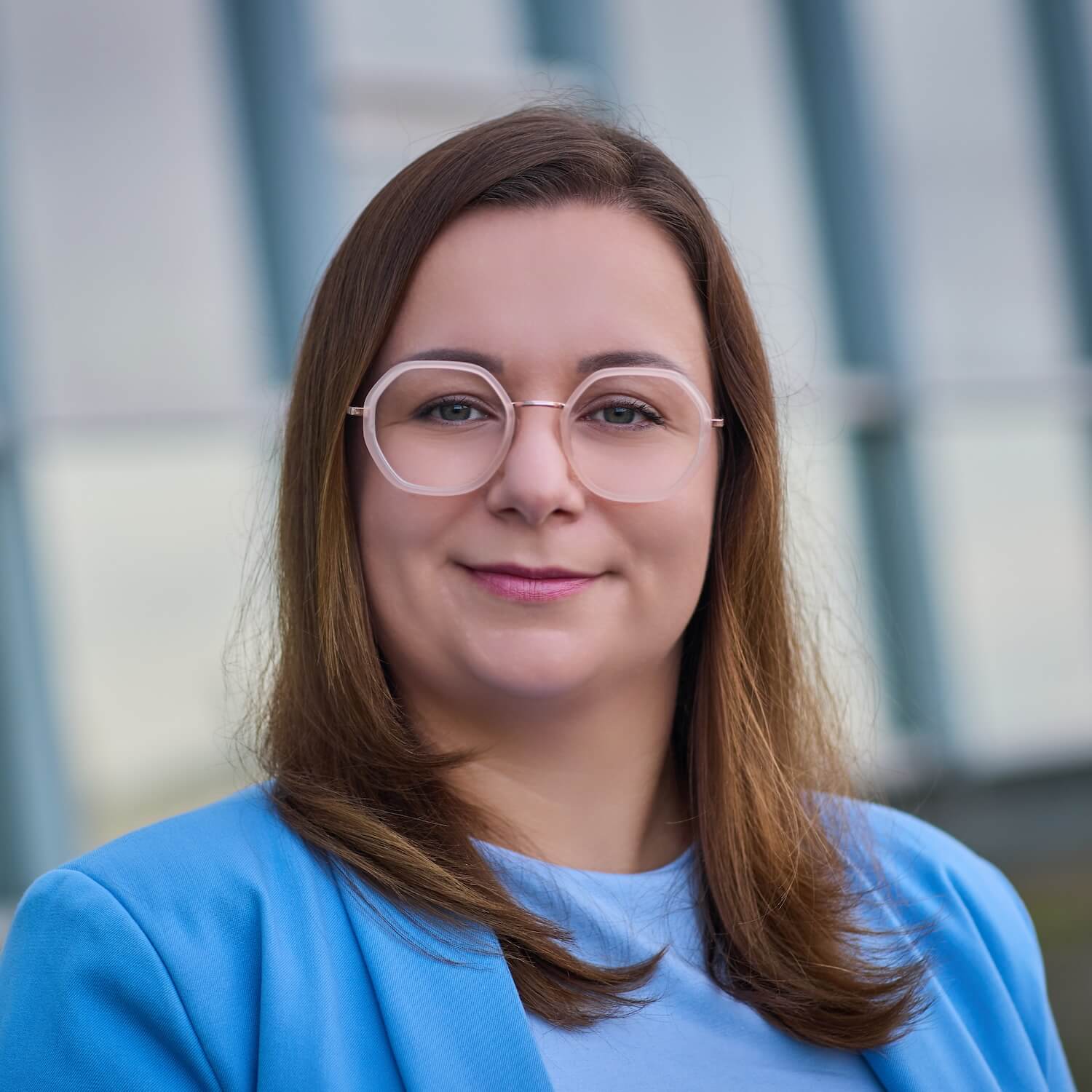 Sekretariat - Nora Schmidt